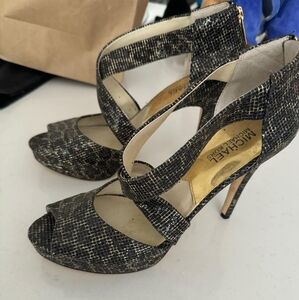 Michael kors stiletto heels ( used )